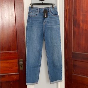 Fashion nova mom jeans